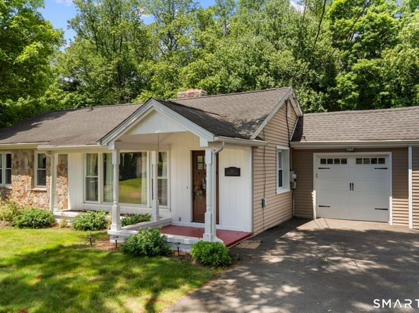 45 Woodridge Circle, Trumbull CT 06611