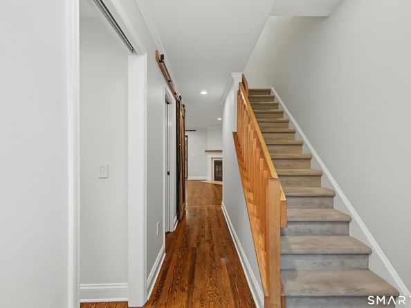 668 Glenbrook Road 17, Stamford CT 06906