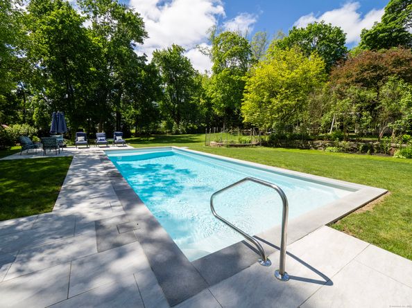 304 Main Street, Ridgefield CT 06877