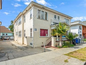 1102 W 18th Street