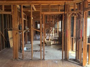 328 N Mariposa, Los Angeles CA 90004