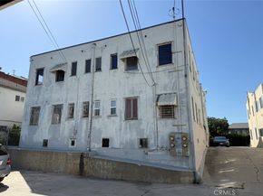 328 N Mariposa, Los Angeles CA 90004