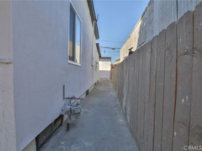 10515 S Main, Los Angeles CA 90003