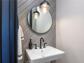 414 9th, Huntington Beach CA 92648