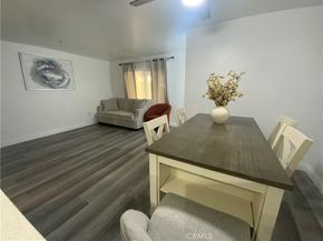 12141 Centralia 111, Lakewood CA 90715