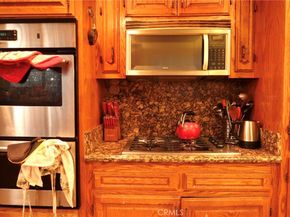 1823 Hillside Drive, Glendale CA 91208