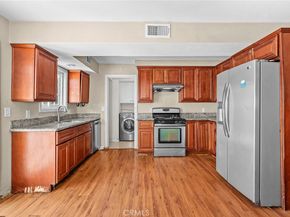 1804 W Glenoaks Avenue, Anaheim CA 92801