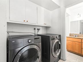 1804 W Glenoaks Avenue, Anaheim CA 92801