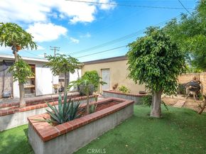1804 W Glenoaks Avenue, Anaheim CA 92801