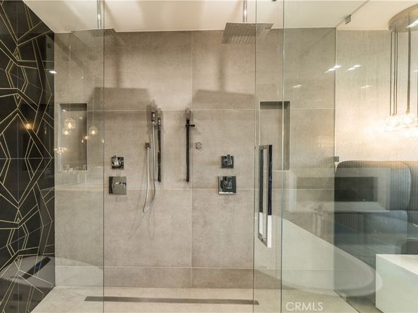8148 W Gould Avenue, Los Angeles CA 90046