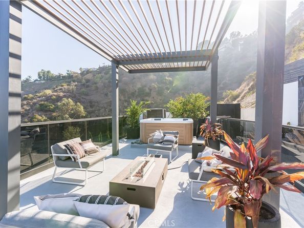 8148 W Gould Avenue, Los Angeles CA 90046