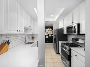1271 Granville Avenue 102, Los Angeles CA 90025
