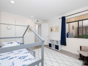 1271 Granville Avenue 102, Los Angeles CA 90025