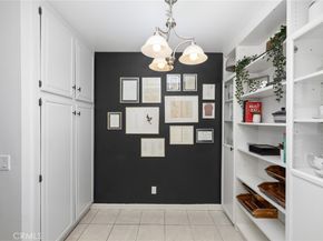 1271 Granville Avenue 102, Los Angeles CA 90025