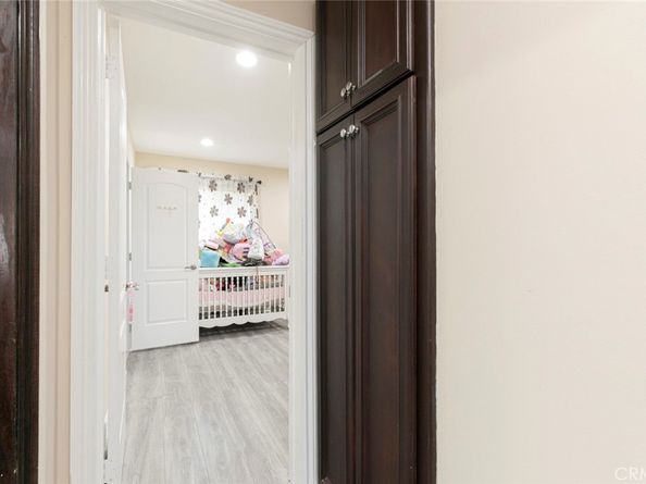 4710 Ventura Canyon Avenue, Sherman Oaks CA 91423