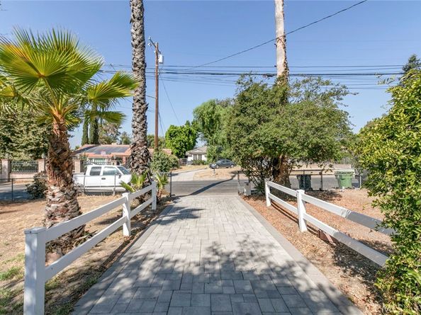 11350 Orcas Avenue, Sylmar CA 91342