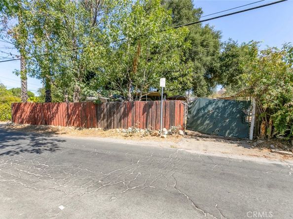 11350 Orcas Avenue, Sylmar CA 91342