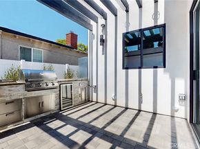 421 N Catalina Street, Burbank CA 91505