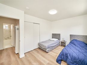 1103 S Hobart Boulevard, Los Angeles CA 90006