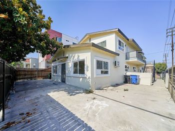 1103 S Hobart Boulevard