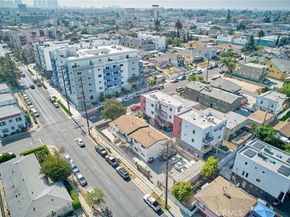 1103 S Hobart Boulevard, Los Angeles CA 90006