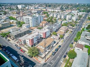 1103 S Hobart Boulevard, Los Angeles CA 90006
