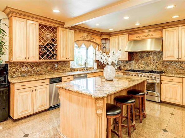 1610 N Hobart Boulevard, Los Angeles CA 90027