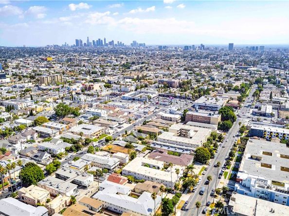 1610 N Hobart Boulevard, Los Angeles CA 90027