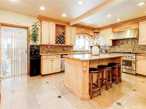 1610 N Hobart Boulevard, Los Angeles CA 90027