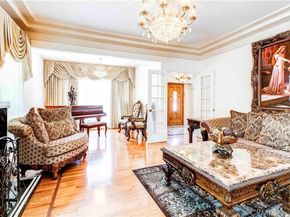 1610 N Hobart Boulevard, Los Angeles CA 90027