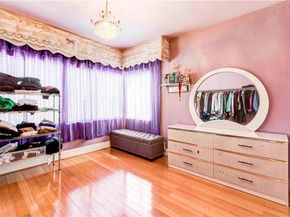 1610 N Hobart Boulevard, Los Angeles CA 90027