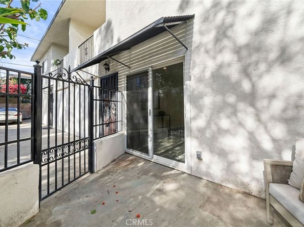 5017 Cartwright 3, North Hollywood CA 91601