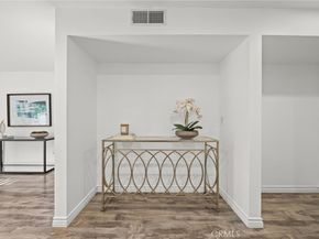 5017 Cartwright 3, North Hollywood CA 91601