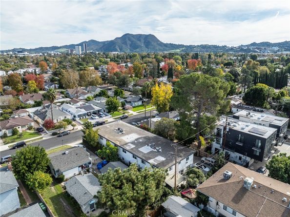 5017 Cartwright 3, North Hollywood CA 91601