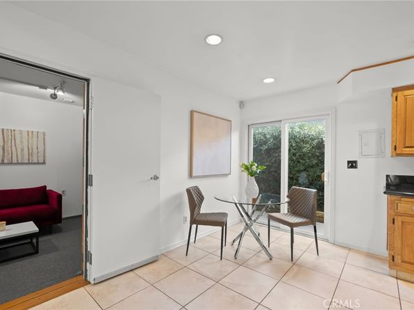 5017 Cartwright 3, North Hollywood CA 91601