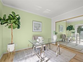 5017 Cartwright 3, North Hollywood CA 91601