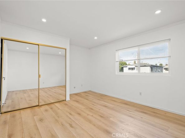 5017 Cartwright 3, North Hollywood CA 91601