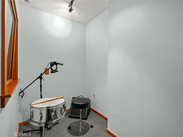 5017 Cartwright 3, North Hollywood CA 91601