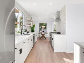 5700 Vista Del Monte, Sherman Oaks CA 91411