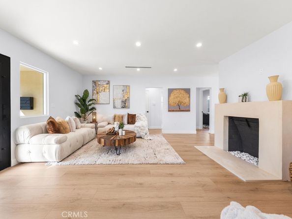 5700 Vista Del Monte, Sherman Oaks CA 91411