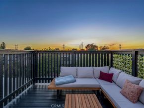 18645 Hatteras Street 230, Tarzana CA 91356