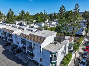 18645 Hatteras Street 230, Tarzana CA 91356