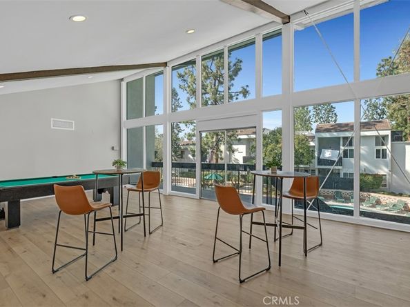 18645 Hatteras Street 230, Tarzana CA 91356