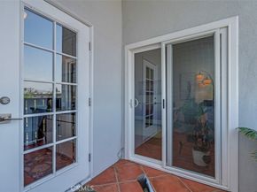 18645 Hatteras Street 230, Tarzana CA 91356