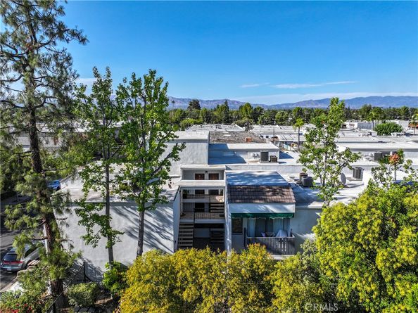18645 Hatteras Street 230, Tarzana CA 91356