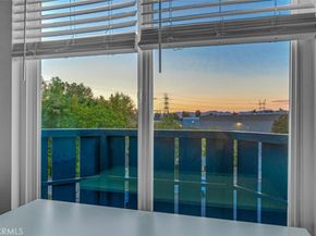 18645 Hatteras Street 230, Tarzana CA 91356