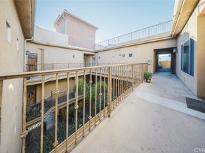 1515 Grismer Avenue 302, Burbank CA 91504