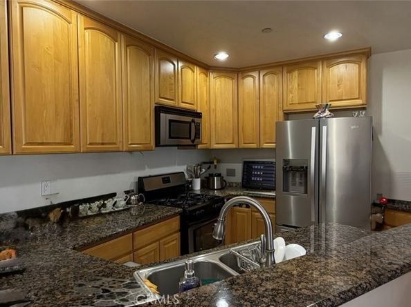 1515 Grismer Avenue 302, Burbank CA 91504