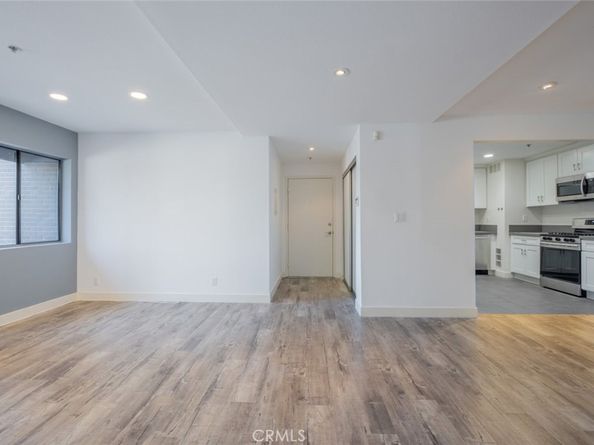 315 Chester Street 209, Glendale CA 91203