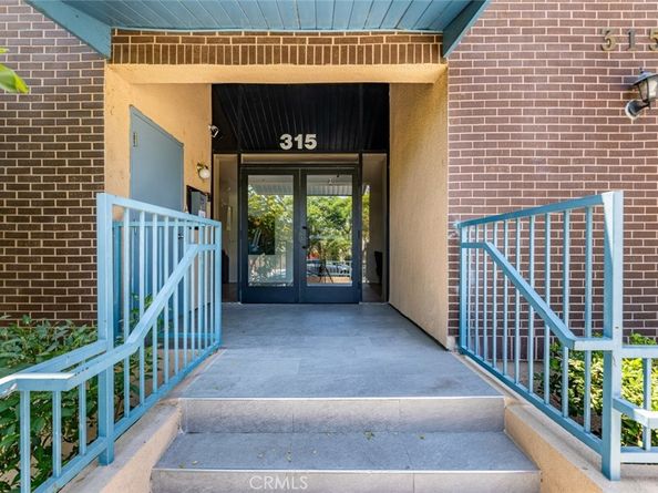 315 Chester Street 209, Glendale CA 91203